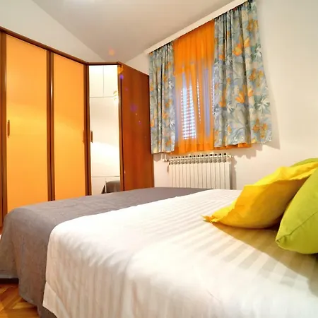 Blue Sky Apartment Split